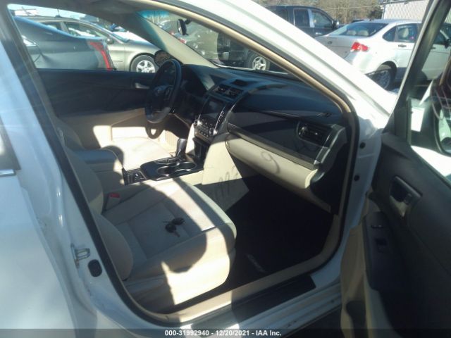 Photo 4 VIN: 4T4BF1FK5ER385675 - TOYOTA CAMRY 