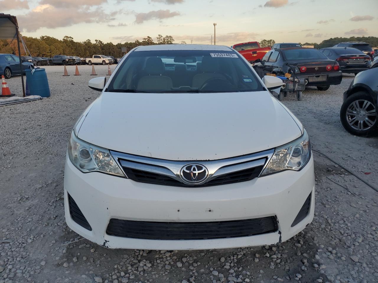 Photo 4 VIN: 4T4BF1FK5ER386423 - TOYOTA CAMRY 