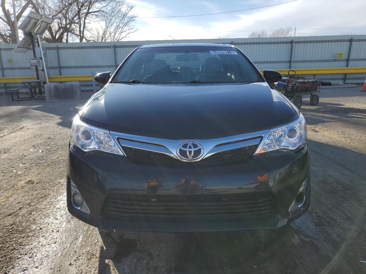 Photo 4 VIN: 4T4BF1FK5ER404533 - TOYOTA CAMRY 