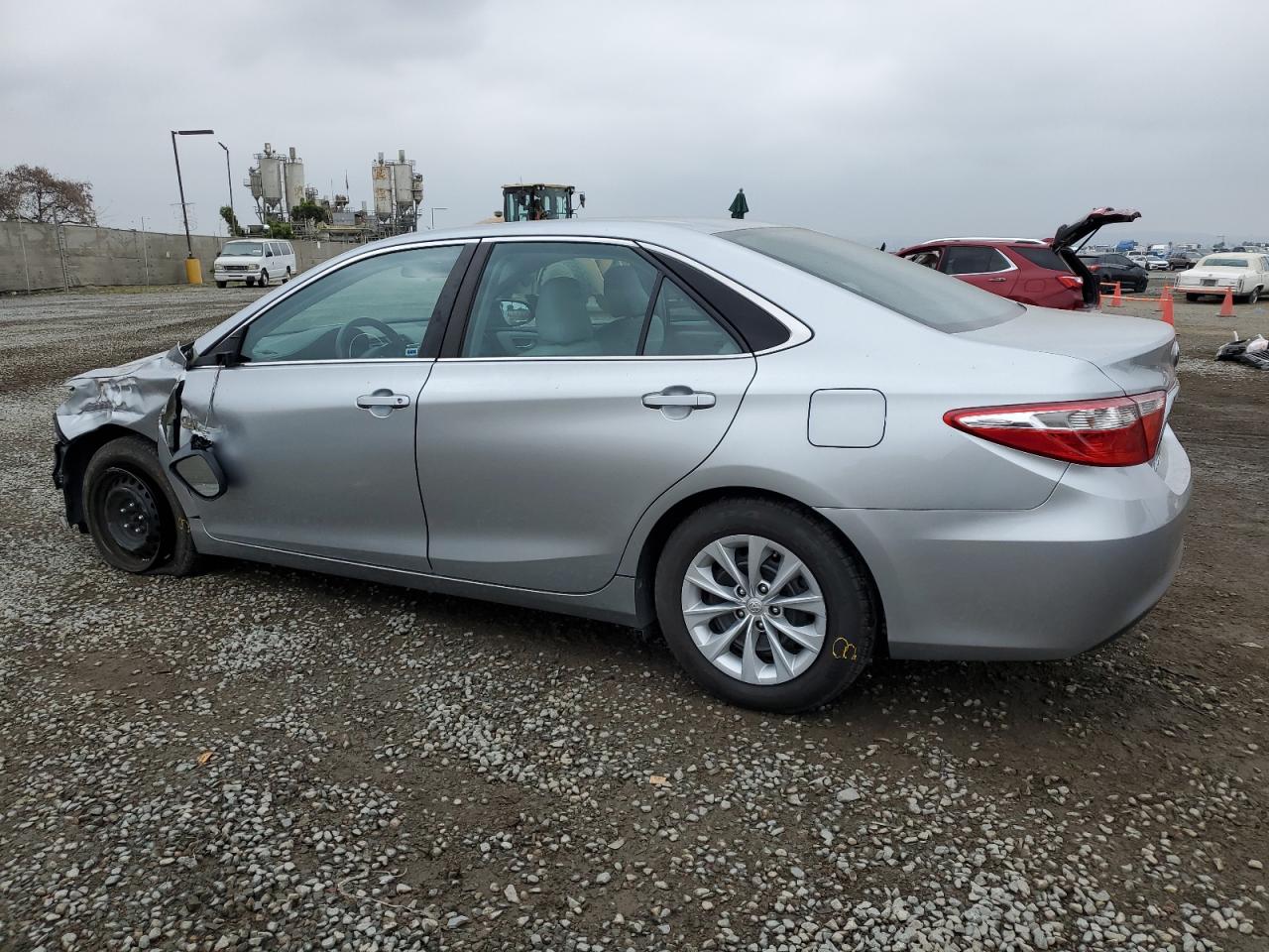 Photo 1 VIN: 4T4BF1FK5FR450994 - TOYOTA CAMRY 