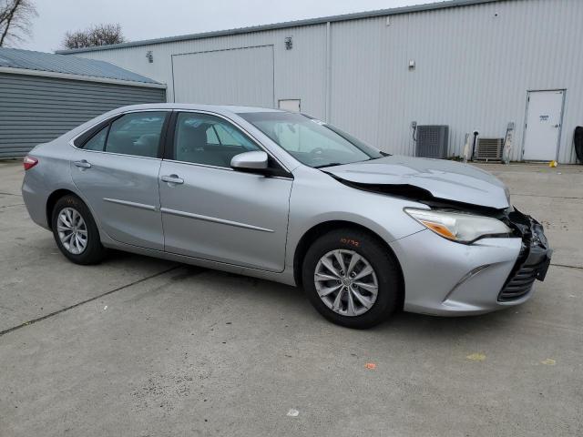 Photo 3 VIN: 4T4BF1FK5FR457413 - TOYOTA CAMRY LE 