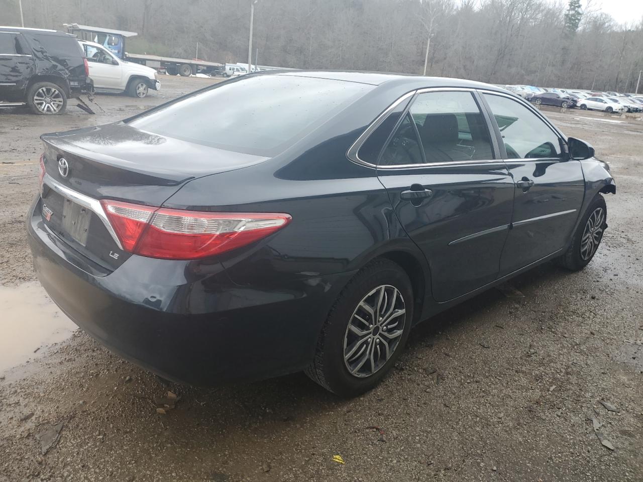 Photo 2 VIN: 4T4BF1FK5FR477161 - TOYOTA CAMRY 