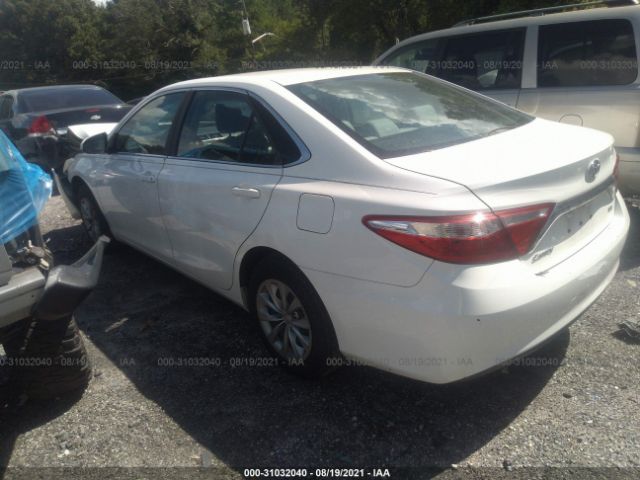 Photo 2 VIN: 4T4BF1FK5FR482943 - TOYOTA CAMRY 