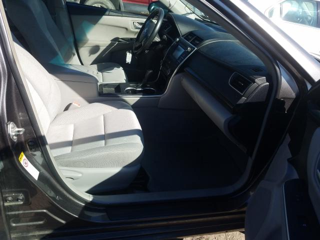 Photo 4 VIN: 4T4BF1FK5FR511728 - TOYOTA CAMRY LE 