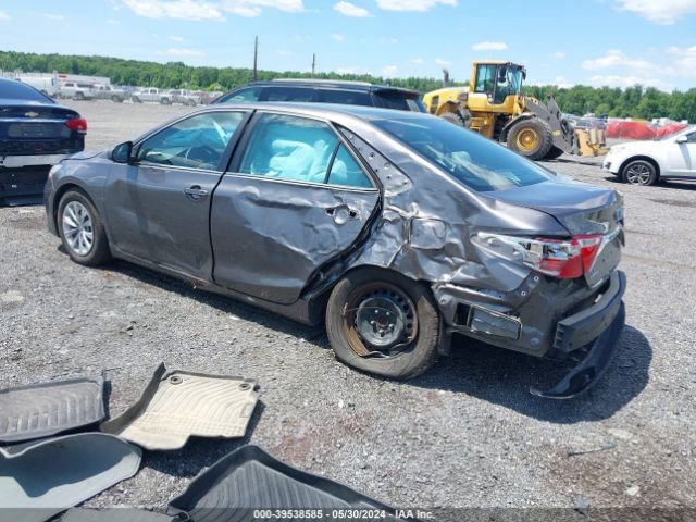 Photo 2 VIN: 4T4BF1FK5FR516041 - TOYOTA CAMRY 