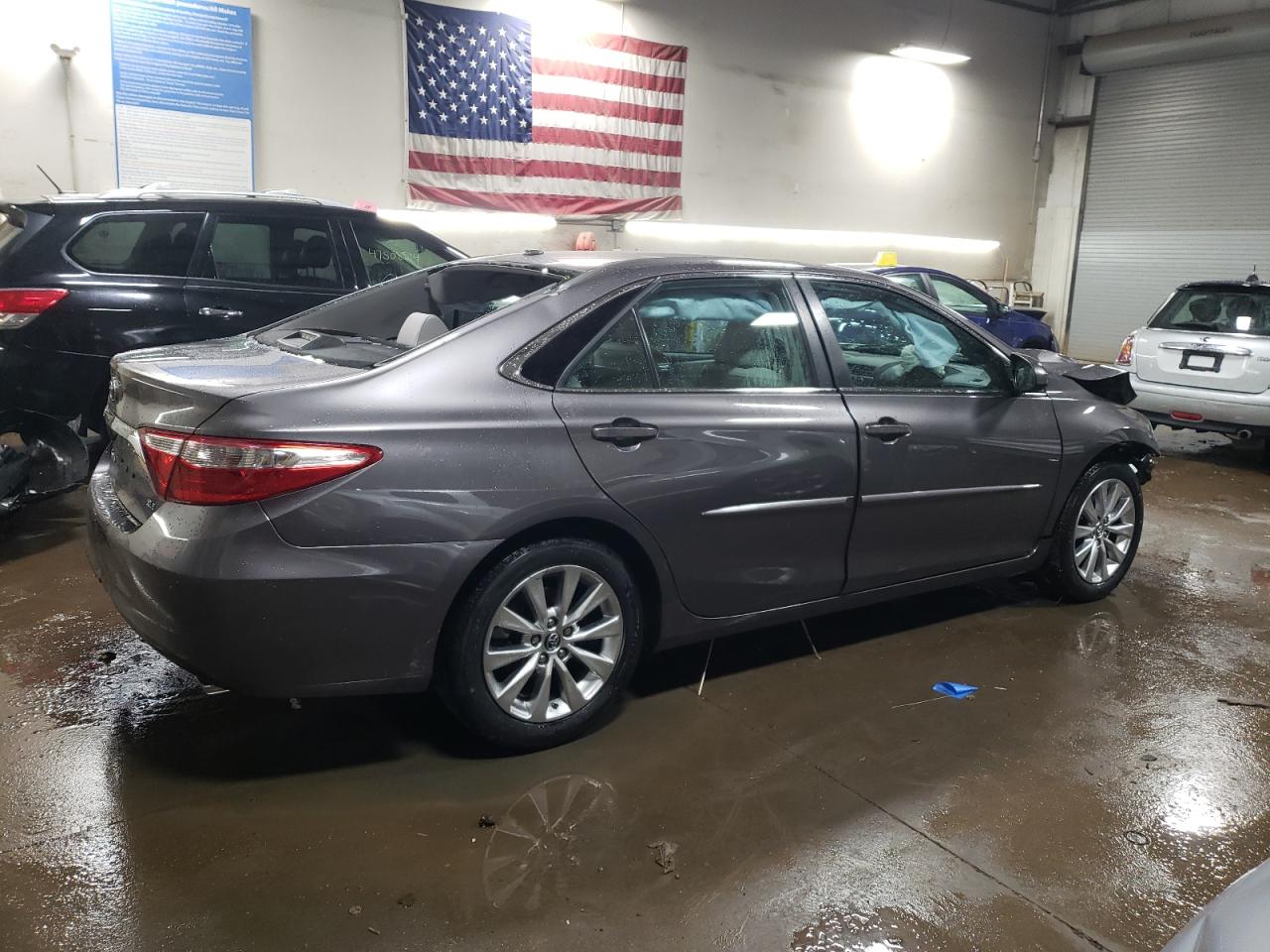 Photo 2 VIN: 4T4BF1FK5GR523833 - TOYOTA CAMRY 