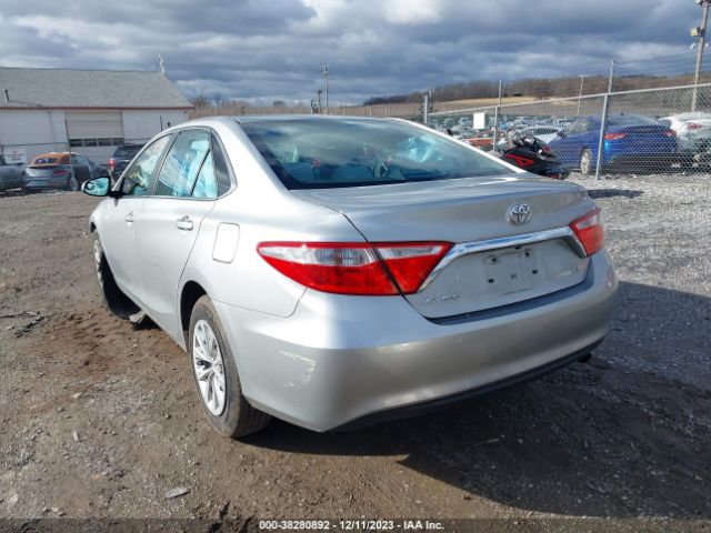 Photo 2 VIN: 4T4BF1FK5GR547596 - TOYOTA CAMRY 