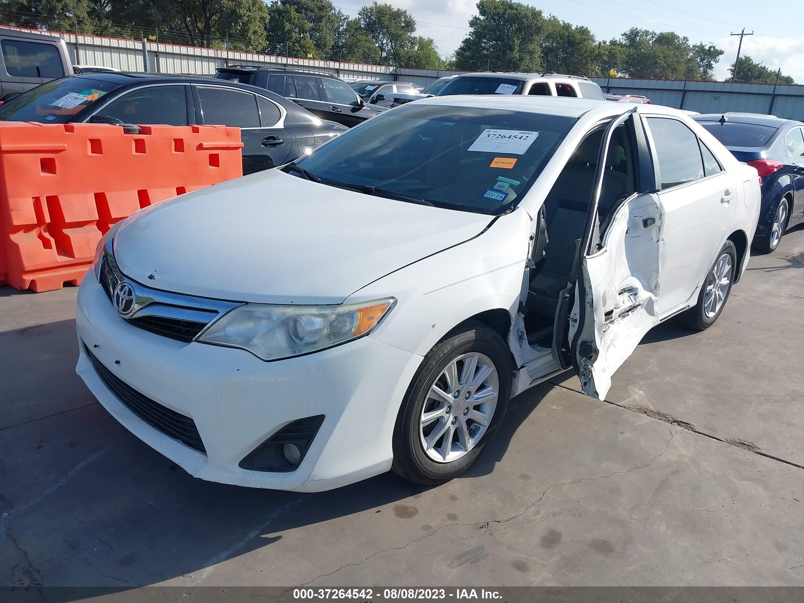 Photo 1 VIN: 4T4BF1FK6CR226340 - TOYOTA CAMRY 