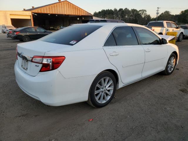 Photo 2 VIN: 4T4BF1FK6CR234180 - TOYOTA CAMRY BASE 