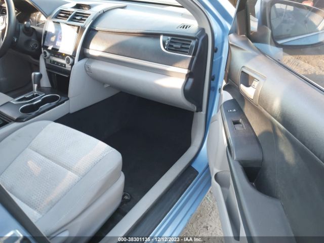 Photo 4 VIN: 4T4BF1FK6CR258947 - TOYOTA CAMRY 