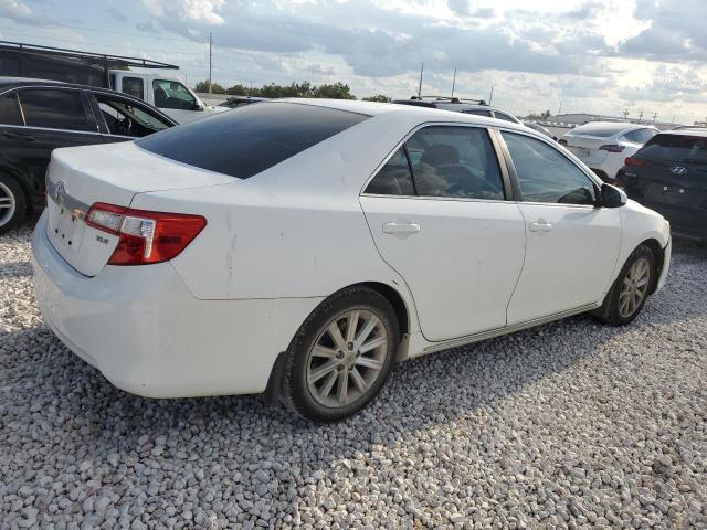 Photo 2 VIN: 4T4BF1FK6DR278519 - TOYOTA CAMRY 