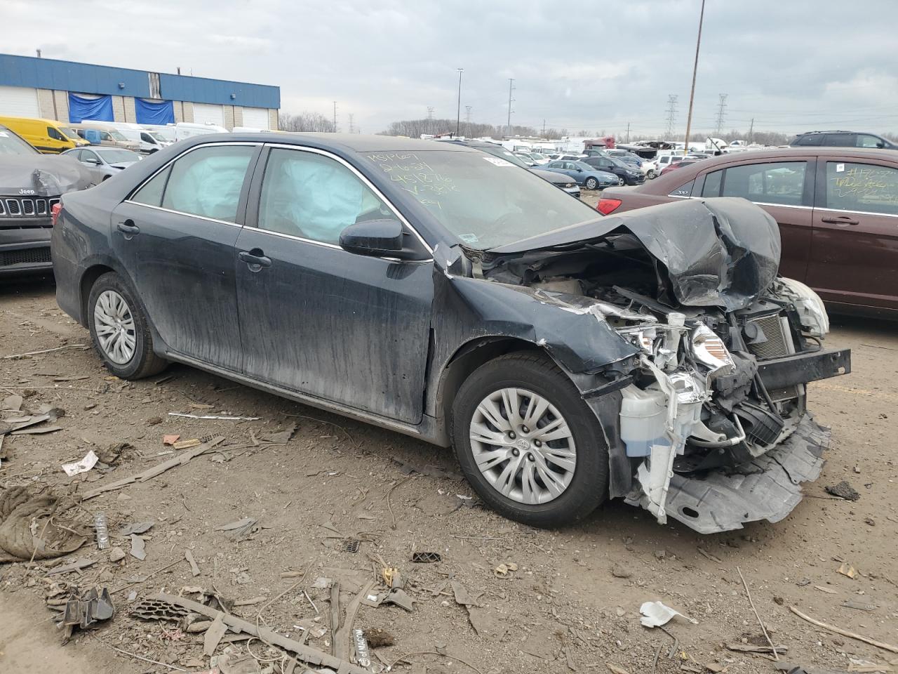 Photo 3 VIN: 4T4BF1FK6DR313818 - TOYOTA CAMRY 