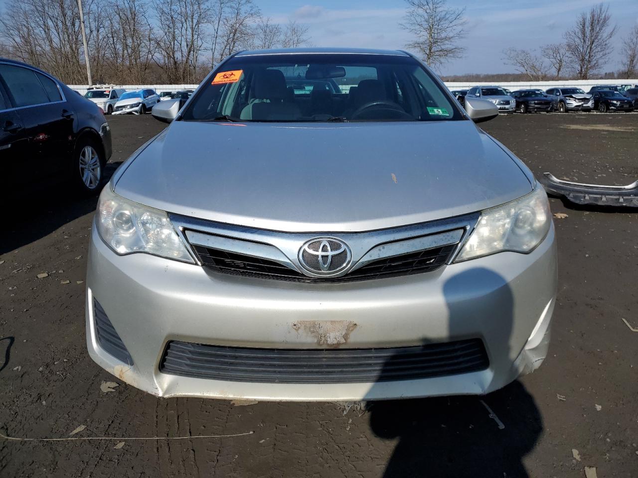 Photo 4 VIN: 4T4BF1FK6ER362860 - TOYOTA CAMRY 