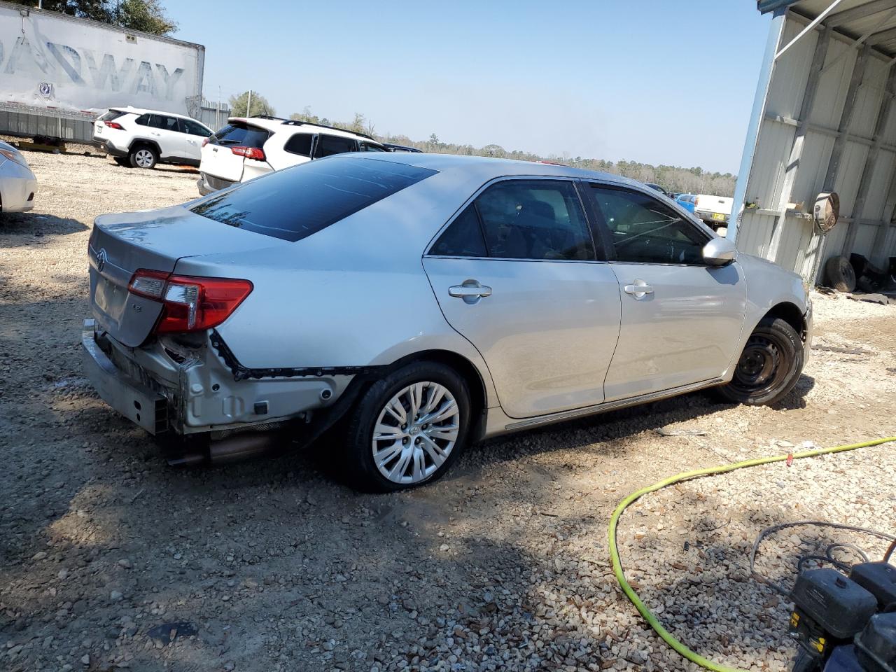 Photo 2 VIN: 4T4BF1FK6ER406890 - TOYOTA CAMRY 