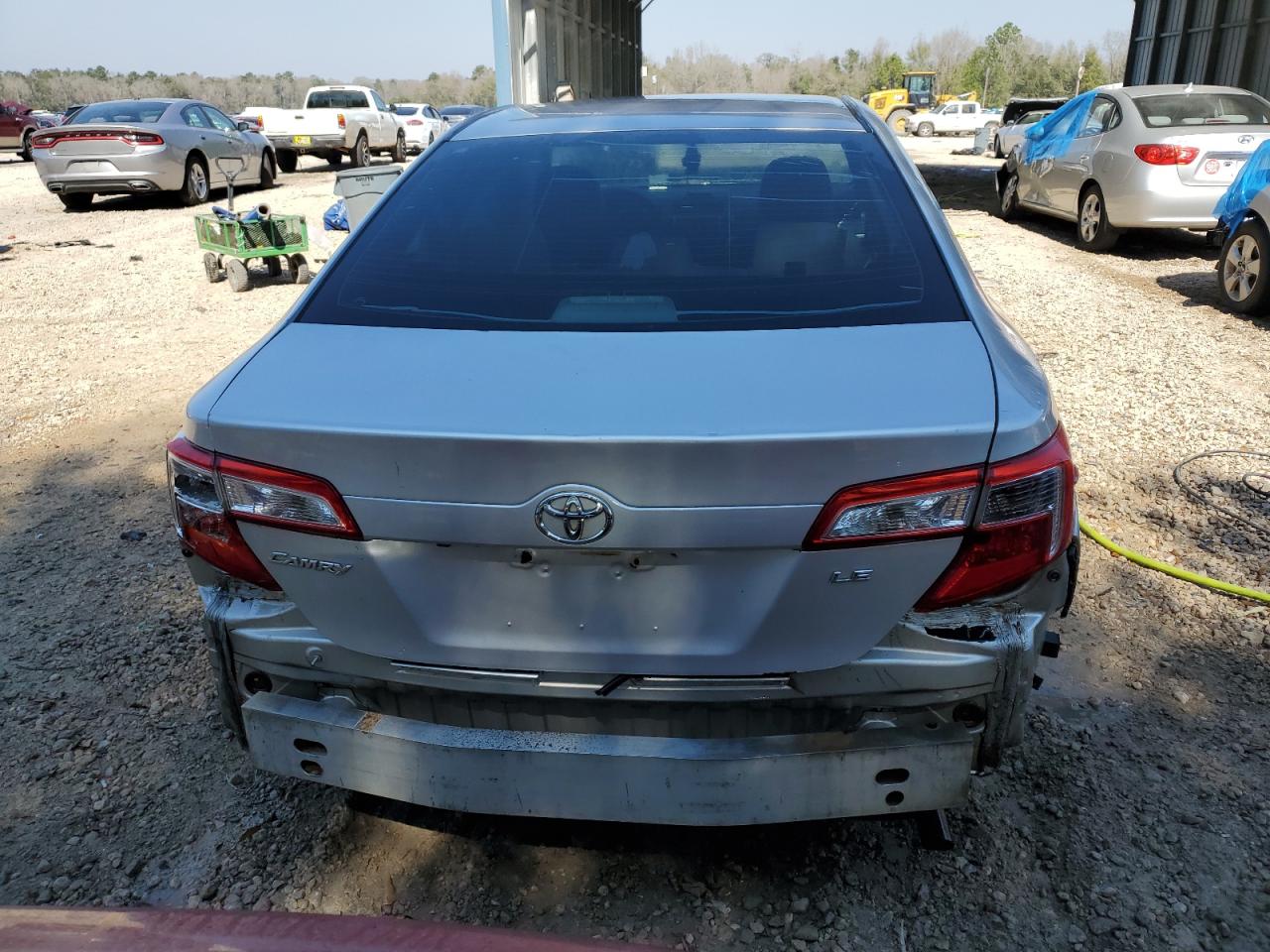 Photo 5 VIN: 4T4BF1FK6ER406890 - TOYOTA CAMRY 