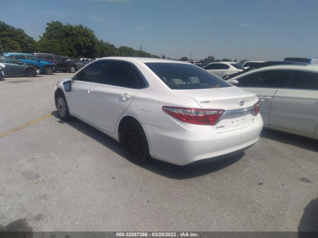 Photo 2 VIN: 4T4BF1FK6GR569400 - TOYOTA CAMRY 