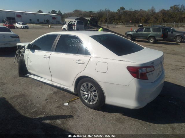 Photo 2 VIN: 4T4BF1FK7CR211622 - TOYOTA CAMRY 