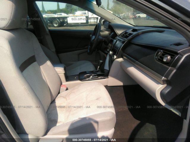 Photo 4 VIN: 4T4BF1FK7CR213645 - TOYOTA CAMRY 