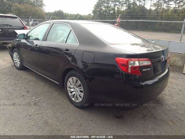 Photo 2 VIN: 4T4BF1FK7CR218893 - TOYOTA CAMRY 