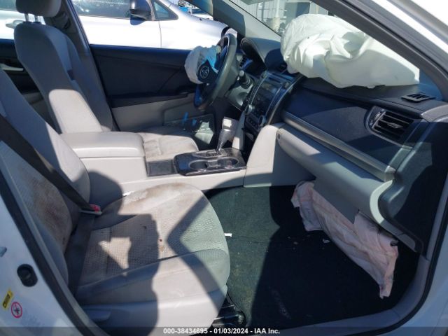 Photo 4 VIN: 4T4BF1FK7CR220420 - TOYOTA CAMRY 