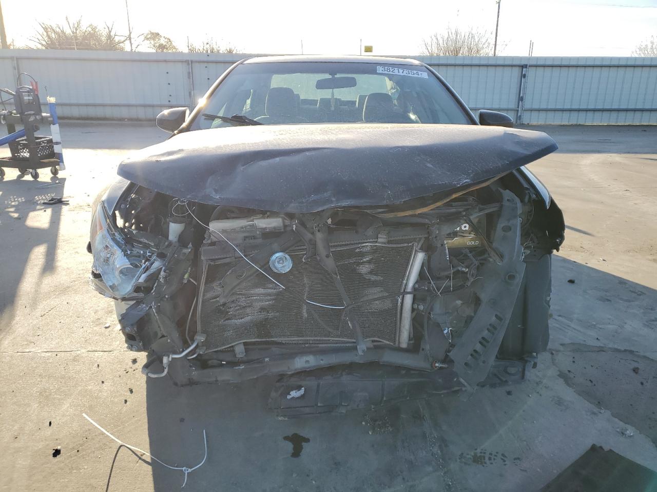 Photo 4 VIN: 4T4BF1FK7CR222250 - TOYOTA CAMRY 