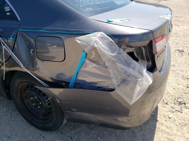 Photo 8 VIN: 4T4BF1FK7DR285365 - TOYOTA CAMRY L 