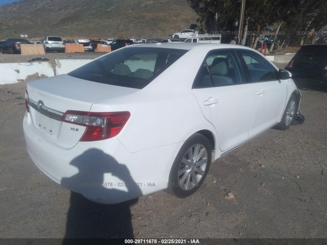 Photo 3 VIN: 4T4BF1FK7DR301161 - TOYOTA CAMRY 