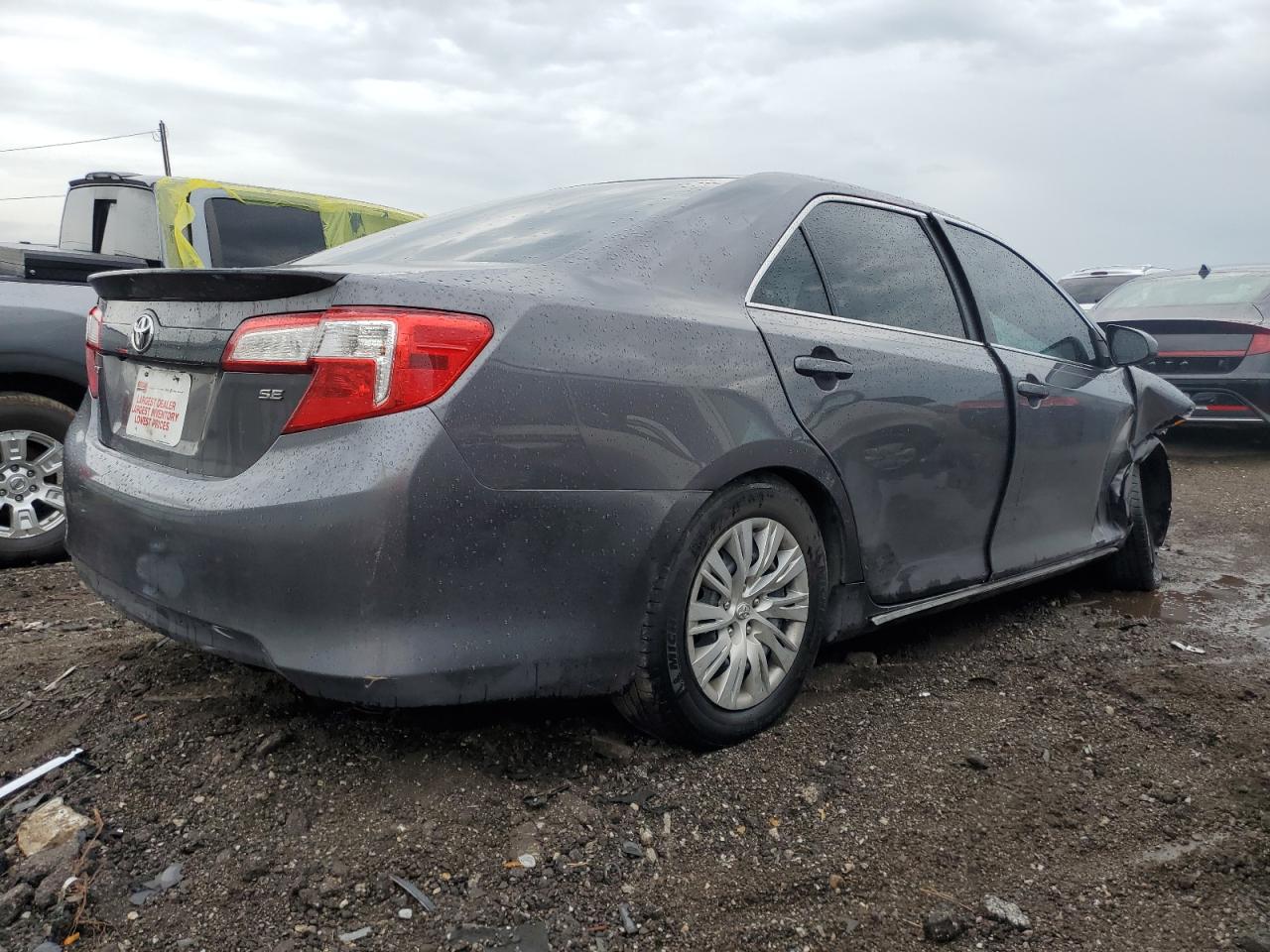 Photo 2 VIN: 4T4BF1FK7ER400158 - TOYOTA CAMRY 