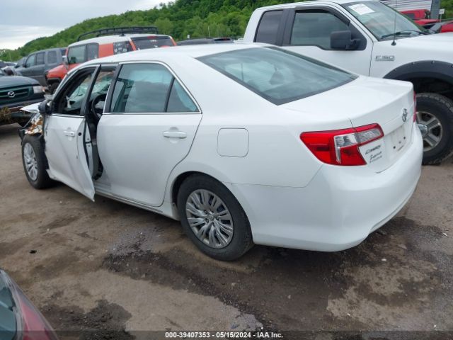 Photo 2 VIN: 4T4BF1FK7ER435346 - TOYOTA CAMRY 