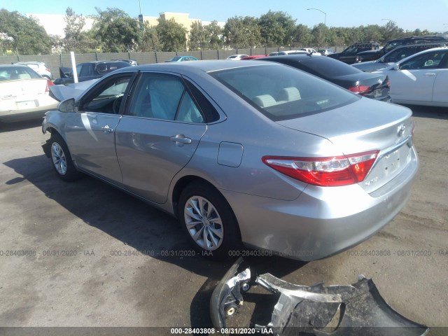 Photo 2 VIN: 4T4BF1FK7FR449667 - TOYOTA CAMRY 