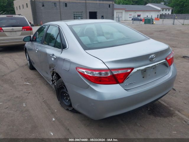 Photo 2 VIN: 4T4BF1FK7FR486329 - TOYOTA CAMRY 