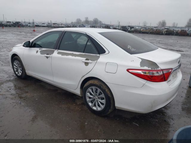 Photo 2 VIN: 4T4BF1FK7FR488131 - TOYOTA CAMRY 