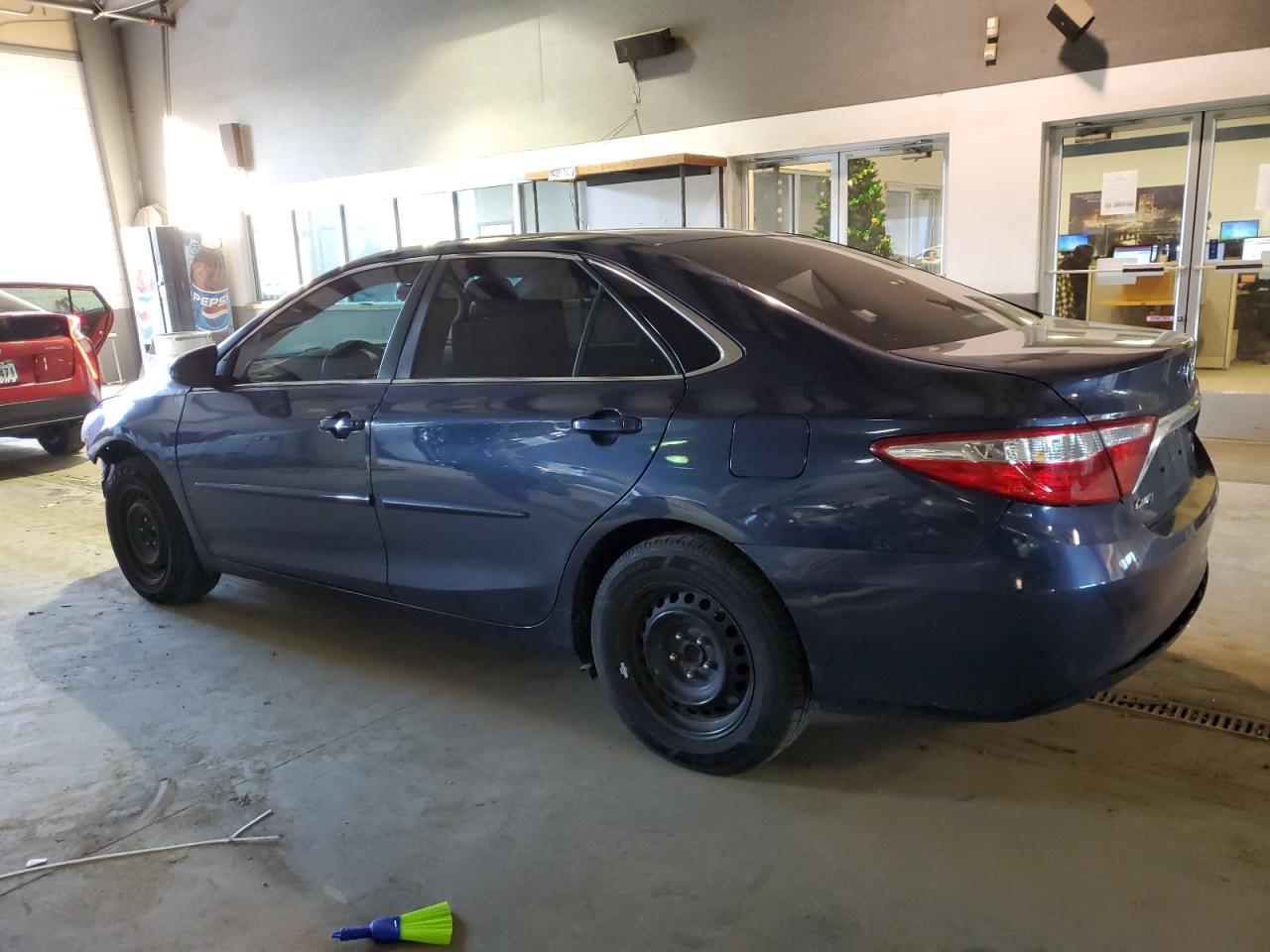 Photo 1 VIN: 4T4BF1FK7GR568983 - TOYOTA CAMRY 