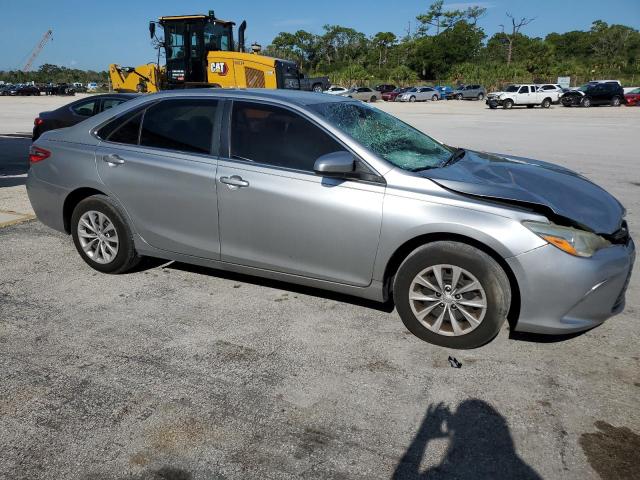 Photo 3 VIN: 4T4BF1FK7GR570653 - TOYOTA CAMRY LE 