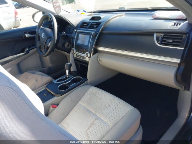 Photo 4 VIN: 4T4BF1FK8CR164679 - TOYOTA CAMRY 