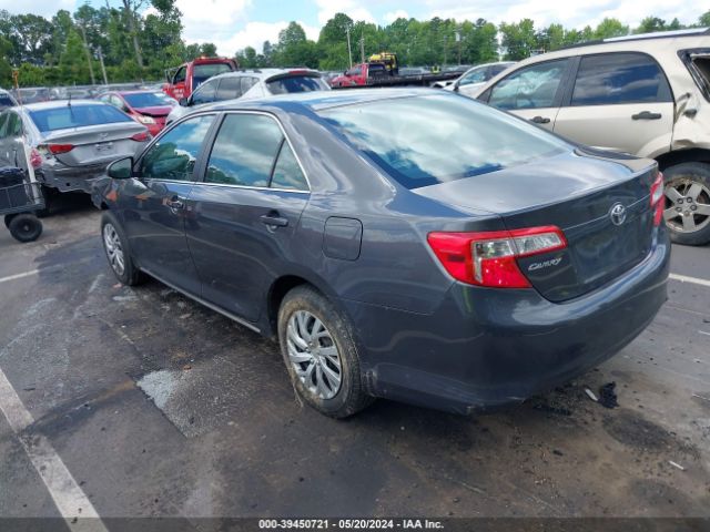 Photo 2 VIN: 4T4BF1FK8CR177058 - TOYOTA CAMRY 