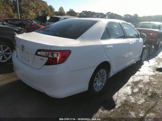 Photo 3 VIN: 4T4BF1FK8CR205814 - TOYOTA CAMRY 