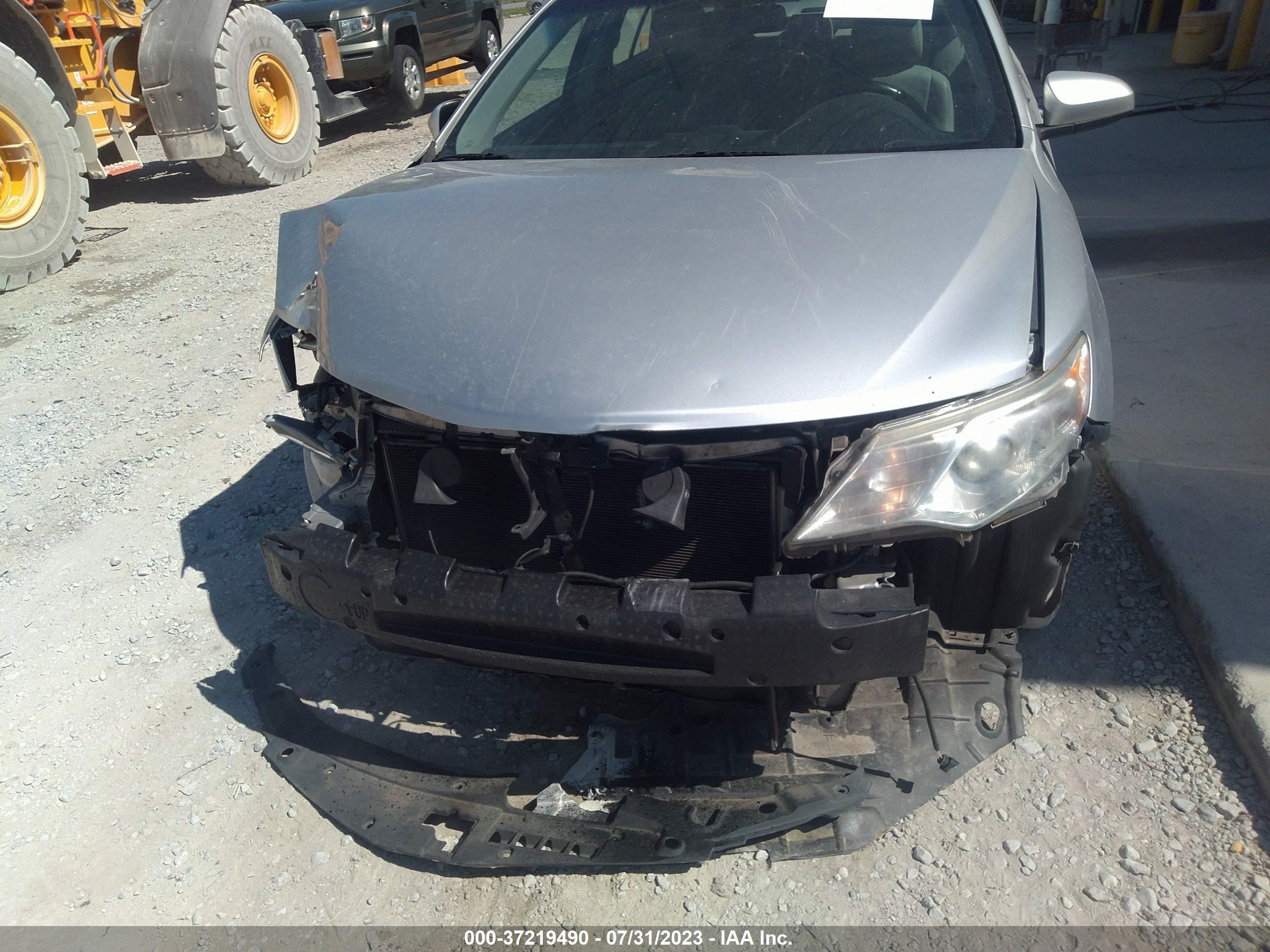 Photo 5 VIN: 4T4BF1FK8CR218823 - TOYOTA CAMRY 