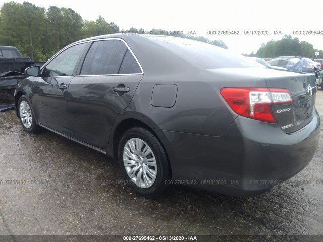 Photo 2 VIN: 4T4BF1FK8CR220796 - TOYOTA CAMRY 