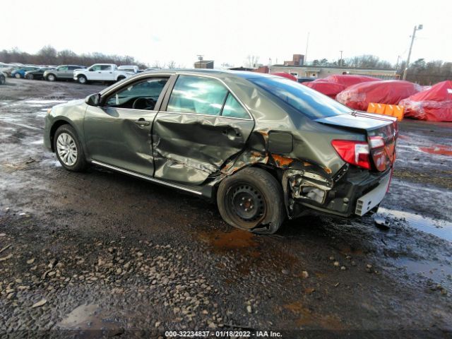 Photo 2 VIN: 4T4BF1FK8DR312914 - TOYOTA CAMRY 