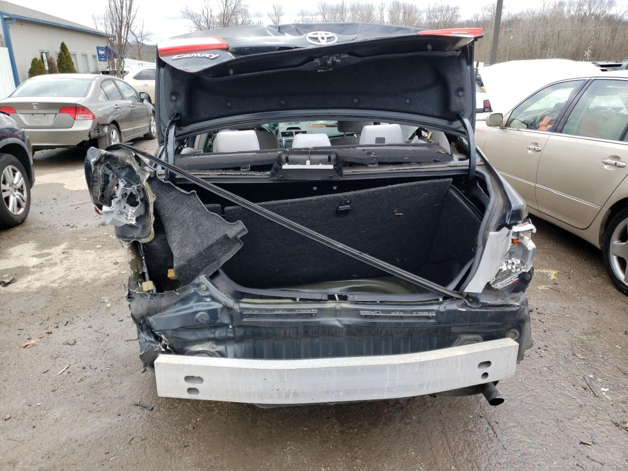 Photo 5 VIN: 4T4BF1FK8ER352962 - TOYOTA CAMRY 