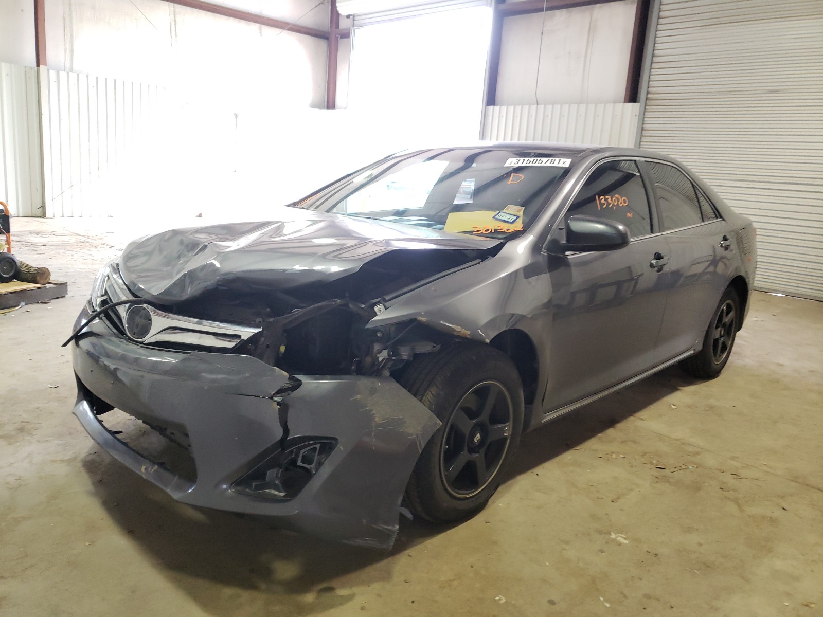 Photo 1 VIN: 4T4BF1FK8ER381362 - TOYOTA CAMRY L 