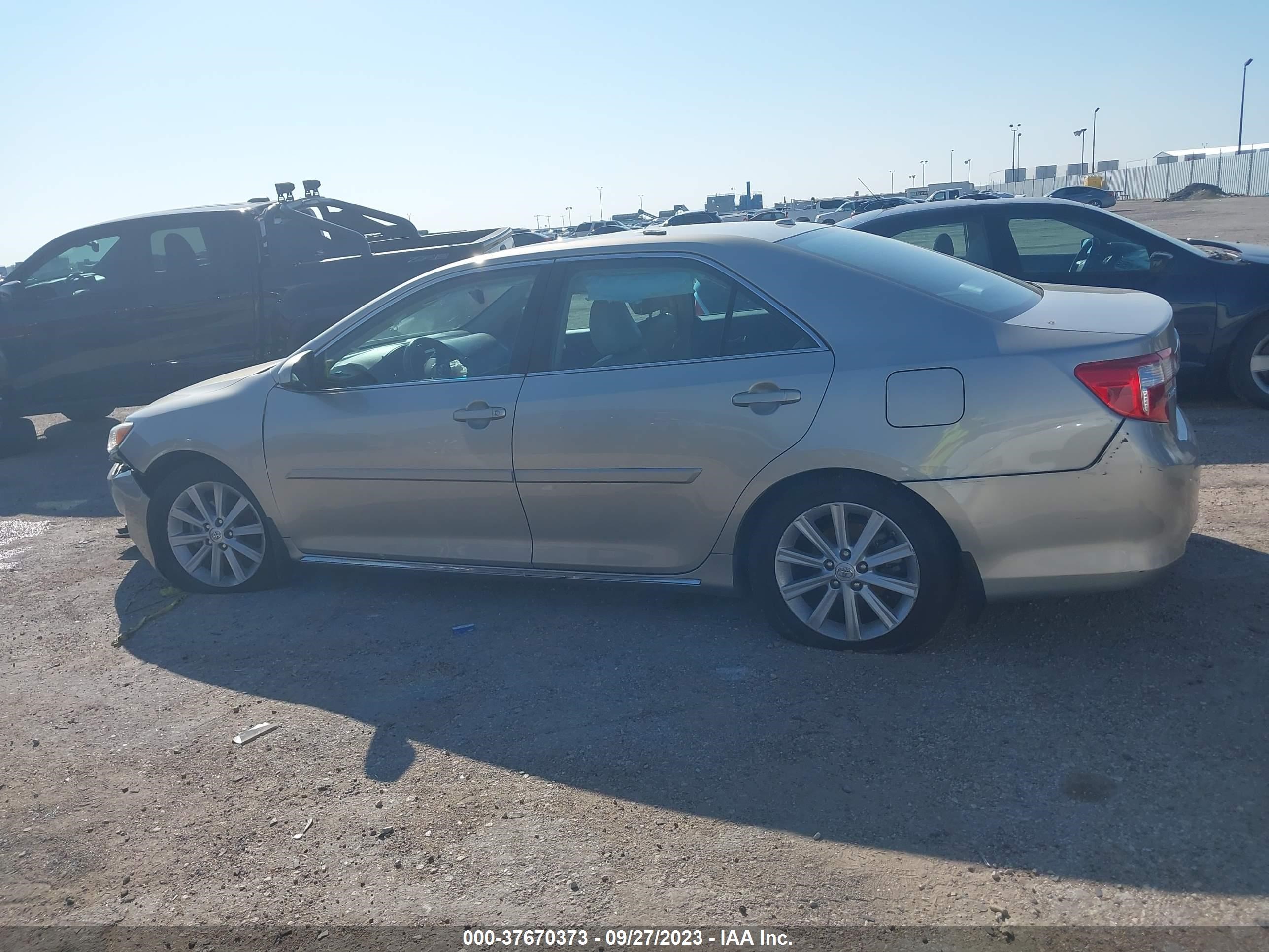 Photo 13 VIN: 4T4BF1FK8ER418491 - TOYOTA CAMRY 