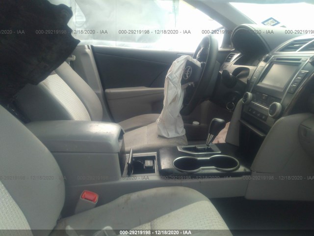 Photo 4 VIN: 4T4BF1FK8ER427000 - TOYOTA CAMRY 