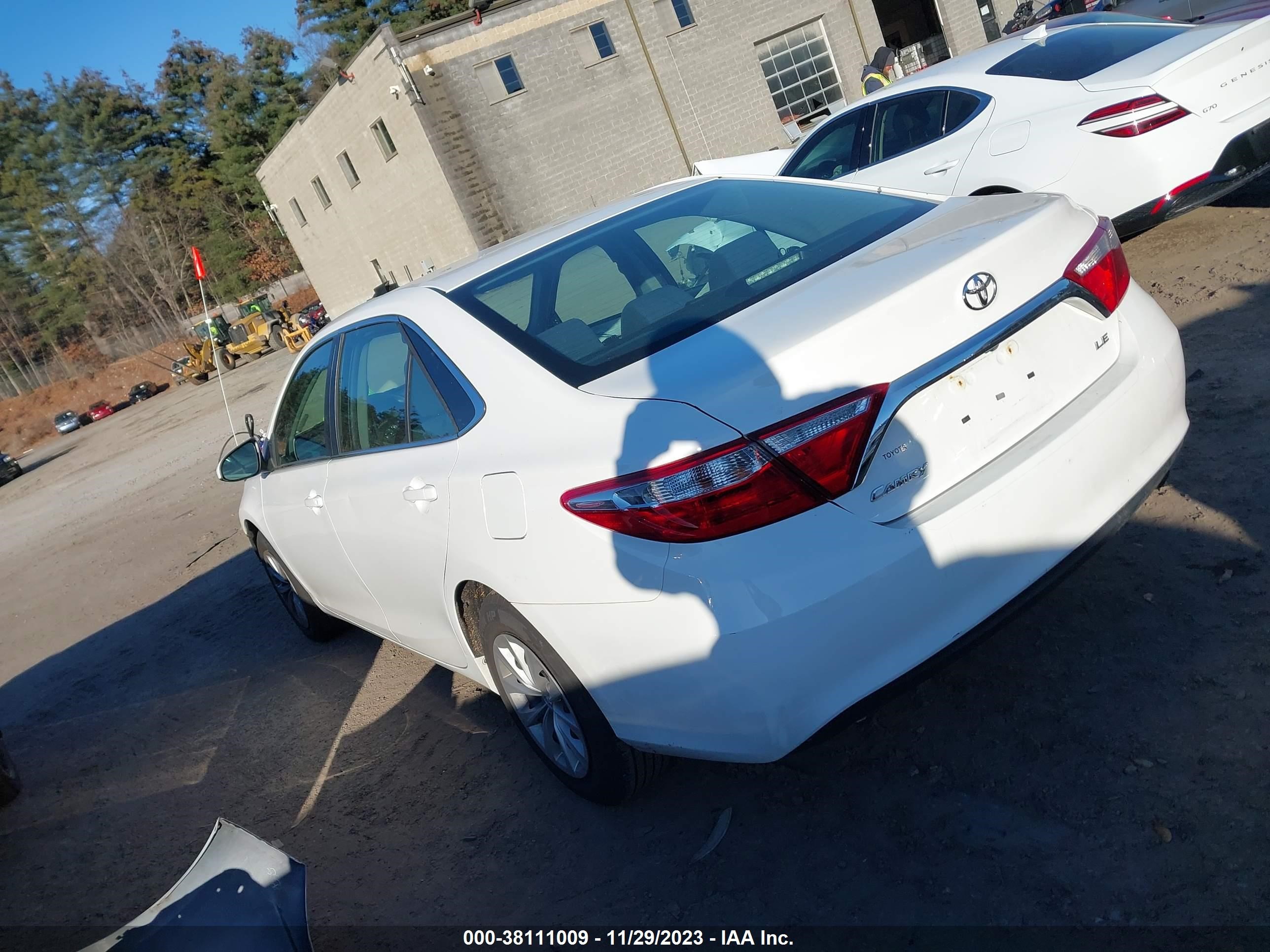 Photo 2 VIN: 4T4BF1FK8FR478000 - TOYOTA CAMRY 