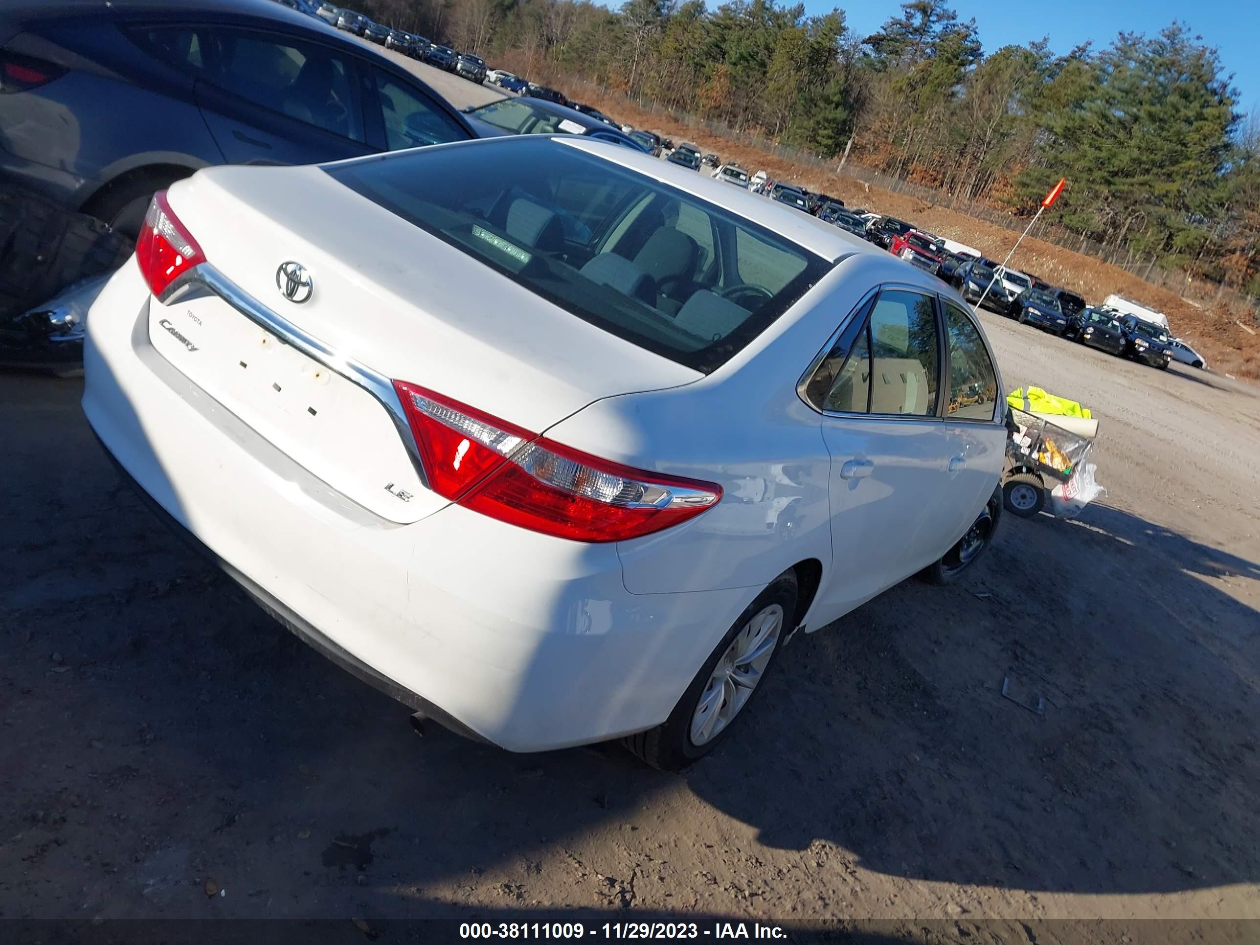 Photo 3 VIN: 4T4BF1FK8FR478000 - TOYOTA CAMRY 