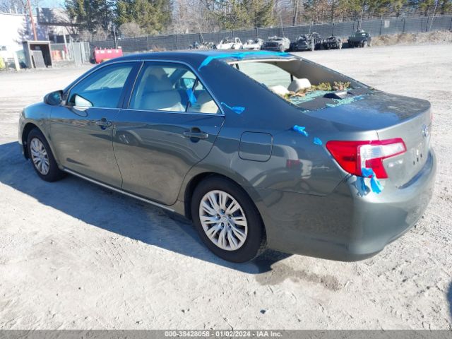 Photo 2 VIN: 4T4BF1FK9CR165050 - TOYOTA CAMRY 