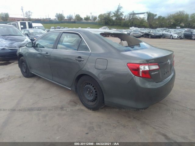 Photo 2 VIN: 4T4BF1FK9CR179353 - TOYOTA CAMRY 