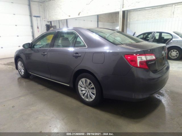 Photo 2 VIN: 4T4BF1FK9CR187503 - TOYOTA CAMRY 