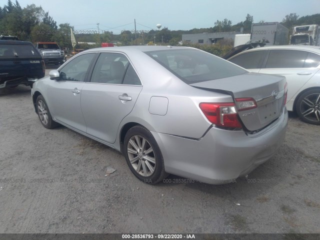 Photo 2 VIN: 4T4BF1FK9CR219995 - TOYOTA CAMRY 